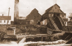 Again, the above picture depicts the mill before 1953.